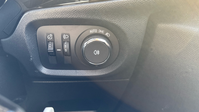 Vauxhall Corsa 1.2 SE Edition 5dr Petrol Hatchback